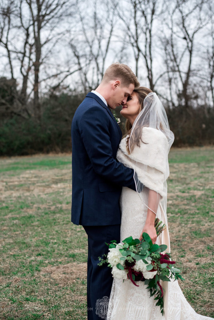 Fur Shawl - Red & White Bouquet - Winter Wedding