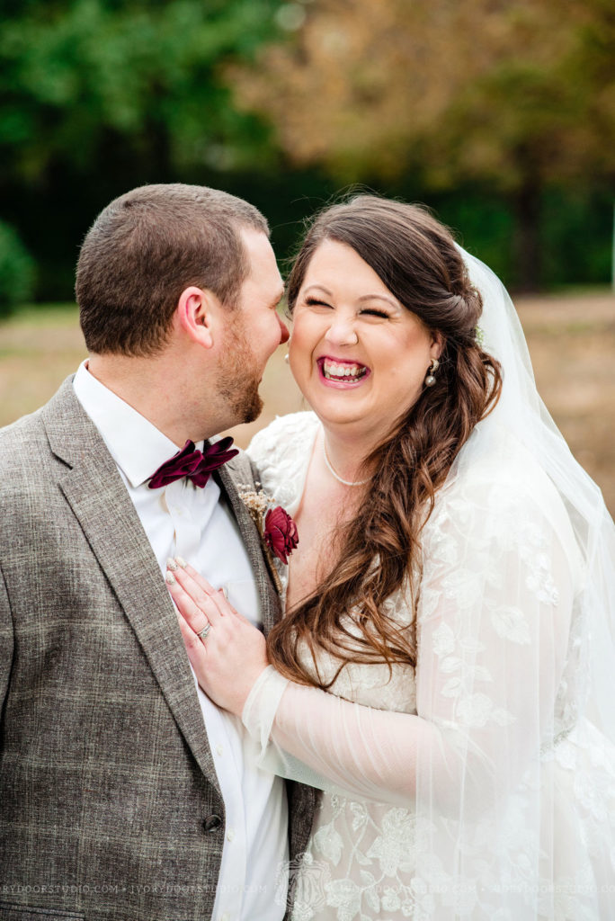 Carrie + Travis Real Nashville Wedding - Happily Connected